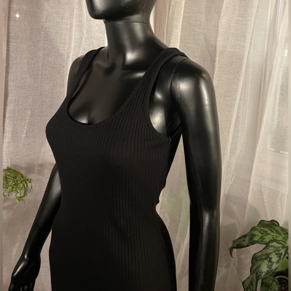 French Connection Sleeveless Ribbed Maxi Dress (M) - Picture 4 of 9